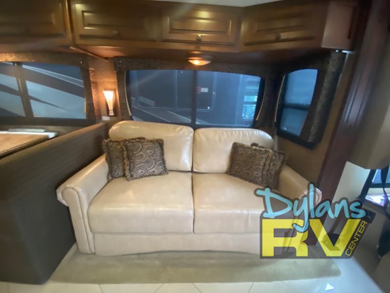 Pre-Owned RVs