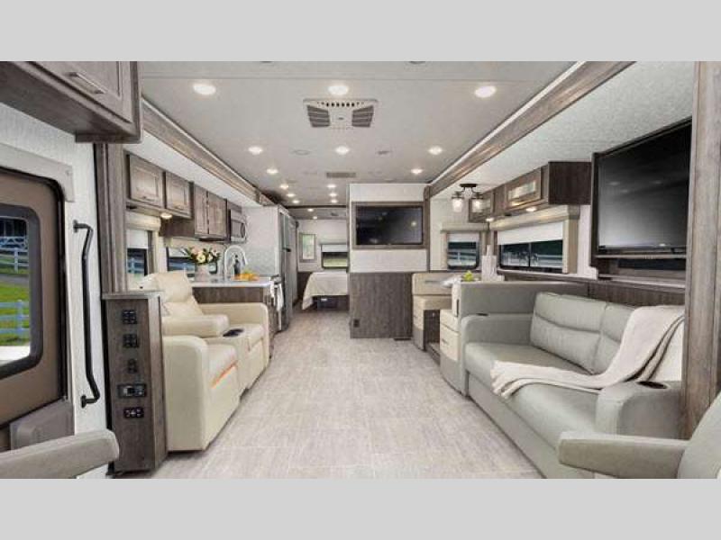 Mirada Motor Home Review